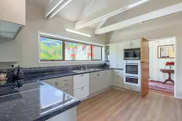 222 Reservoir Road, Thames