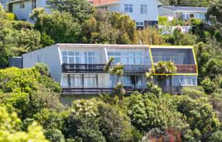 1/17 Wrights Hill Road, Karori