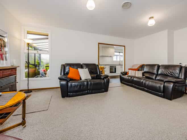 22 Wayne Drive, Mangere