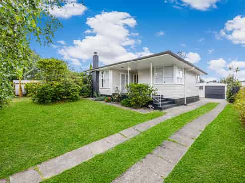 22 Wayne Drive, Mangere