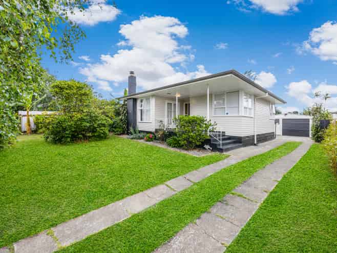 22 Wayne Drive, Mangere