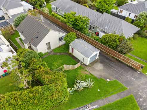 1/15 Otakau Road, Milford