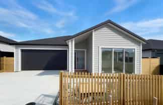 45 Tipu Crescent, Milldale