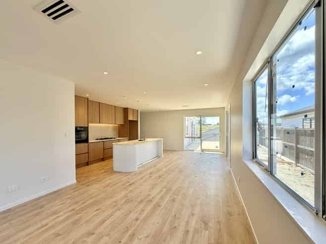 45 Tipu Crescent, Milldale