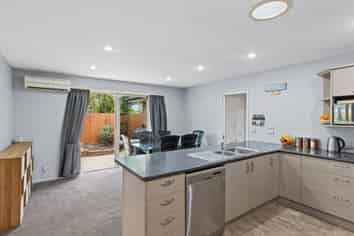 30A Moffett Street, ISLINGTON