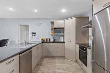 30A Moffett Street, ISLINGTON