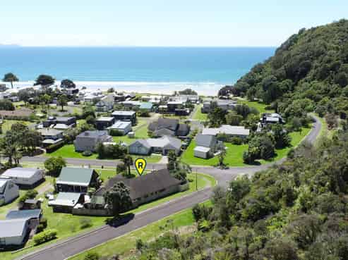 124 Goldfields Drive, Matarangi