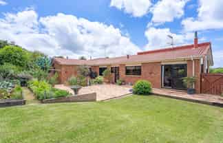 5 Marina View Drive, West Harbour