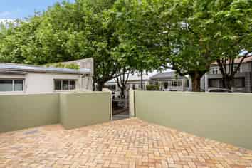 PRIME PONSONBY RETAIL WITH OPTIONS
