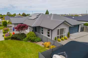 9 Lazarette Loop, Gleniti