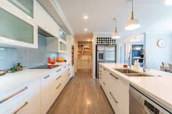 9 Lazarette Loop, Gleniti