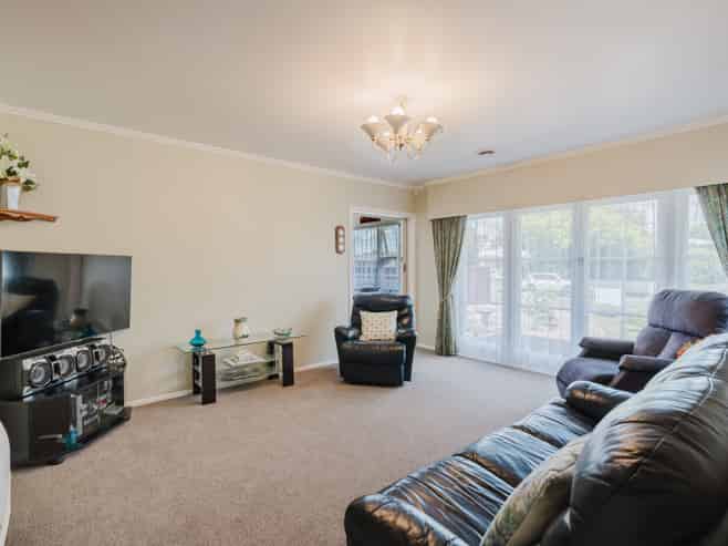 19 Laurence Street, Queenwood