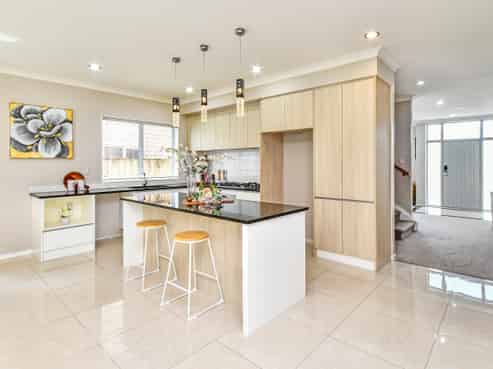 11 Rohi Place, Flat Bush