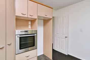 137 Kotuku Crescent, WOOLSTON