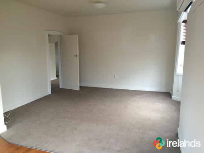 46 Roosevelt Avenue, Saint Albans