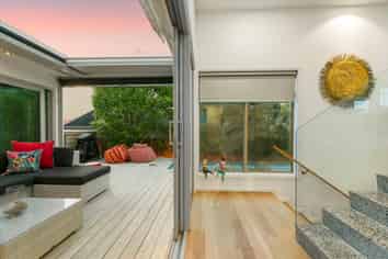 804 Papamoa Beach Road, Papamoa