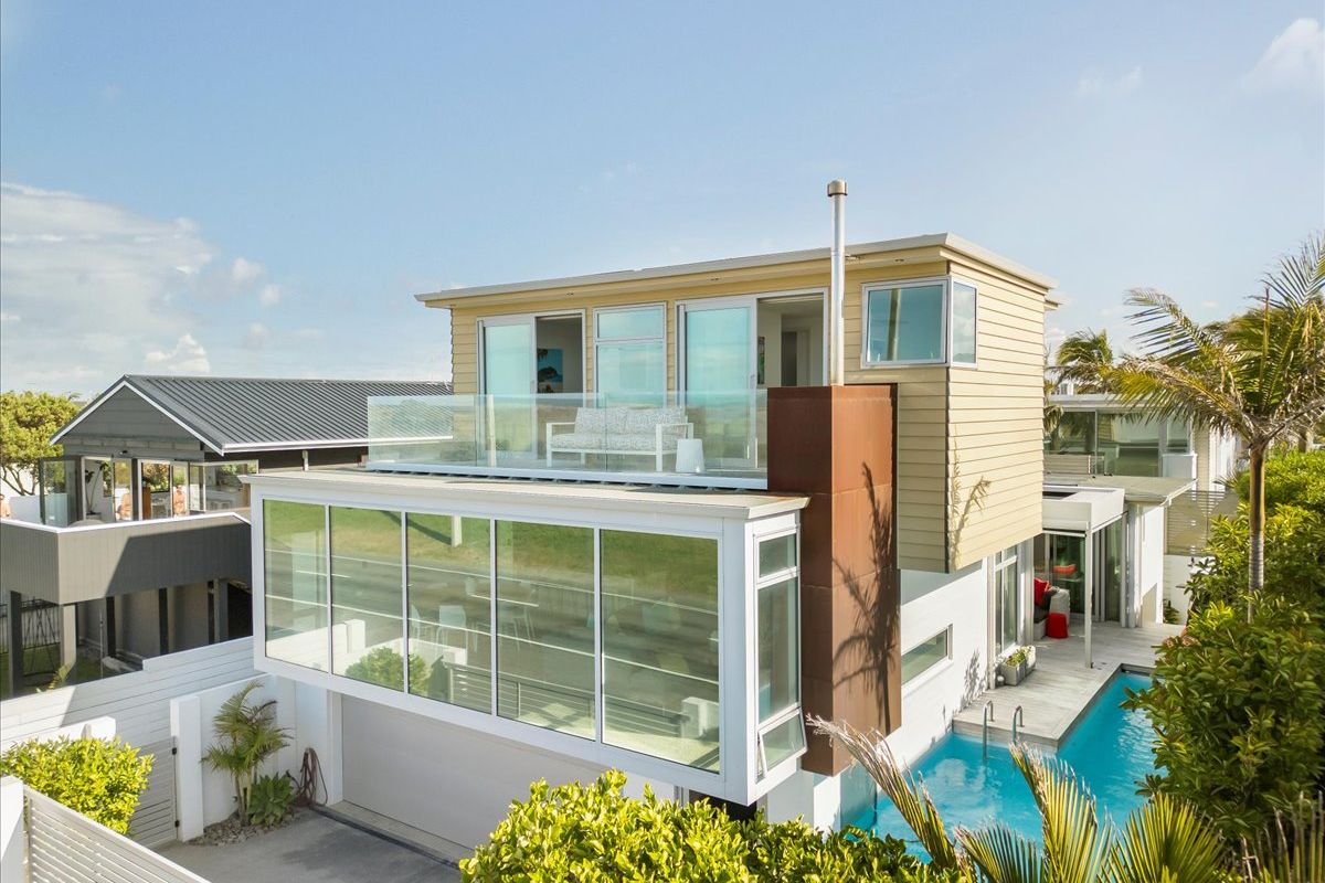 Owners Ready to Sell – Award-Winning Architectural Home - Widok 5