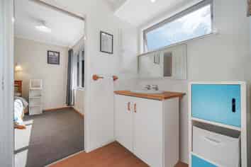 4B Hillsborough Rd, Hillsborough