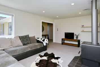 27 Niagara street, WAINONI