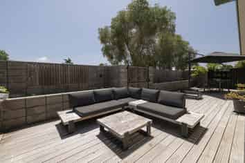 27 Corinth Grove, Papamoa