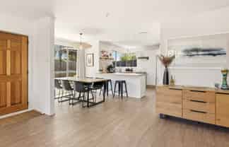 27 Corinth Grove, Papamoa