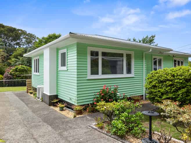 117H Seaview Road, Westown