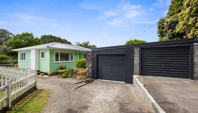 117H Seaview Road, Westown