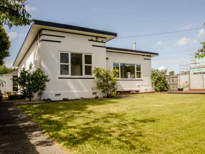 4 Edith Street, Redwoodtown