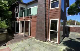 76 Heretaunga Square , Silverstream