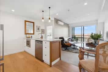 303/30A Enfield Street, Mount Eden