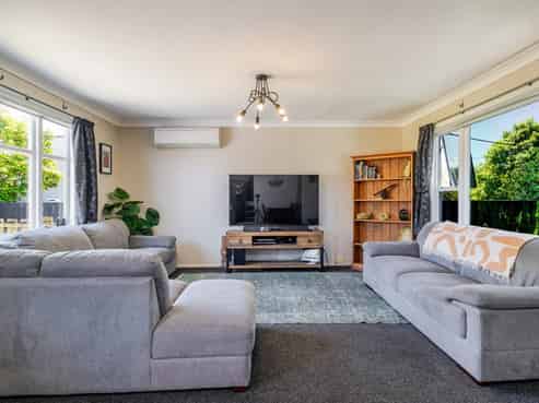 1 Halls Road, Pahiatua