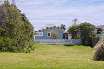 6 Kapiti Lane, OTAKI BEACH