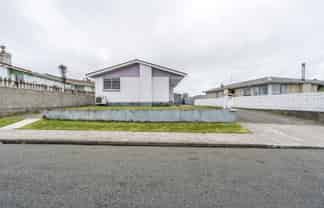 27 Argyle Street, Kew