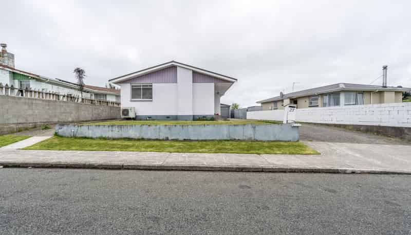 27 Argyle Street, Kew