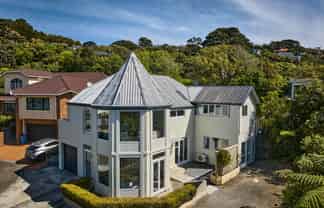 6 Bladon Terrace, Ngaio