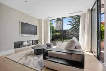 G02/1 St Stephens Avenue , Parnell