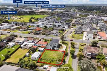 1/89 Royal Road, Massey