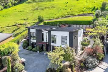 10 Glenbrae Street, Atawhai