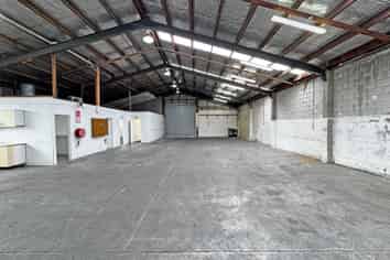 ST JOHNS FREESTANDING INDUSTRIAL FOR LEASE
