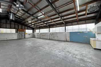 ST JOHNS FREESTANDING INDUSTRIAL FOR LEASE
