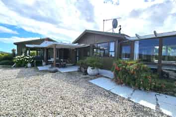 193C Hinahina Road, Owaka