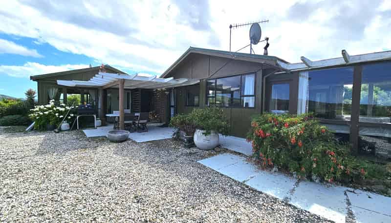 193C Hinahina Road, Owaka