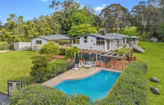 23-25 Mountain Road, Henderson Valley