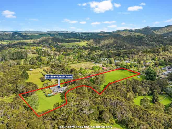 23-25 Mountain Road, Henderson Valley