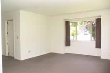 8 Hector Close, Kingston