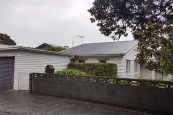 34 Tuatoru Street, Eastbourne