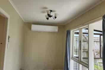 34 Tuatoru Street, Eastbourne