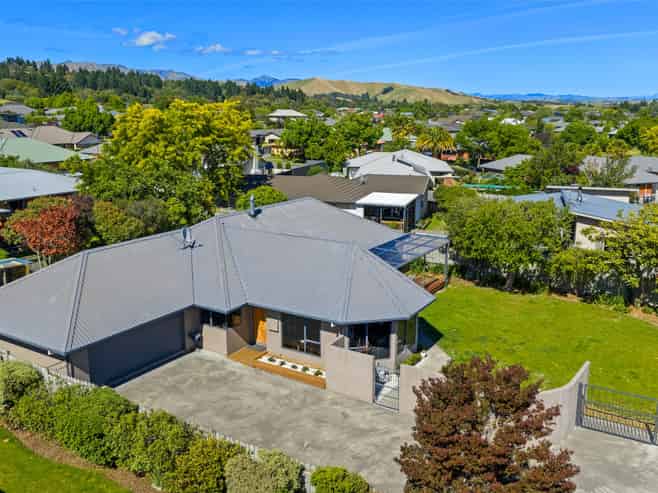 38 Hillcrest Avenue, Witherlea