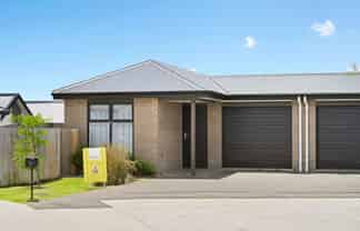 53 Waruhia Crescent, Rototuna North