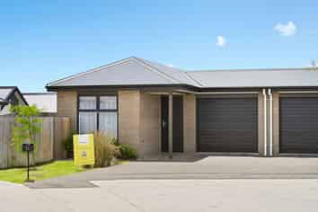 53 Waruhia Crescent, Rototuna North